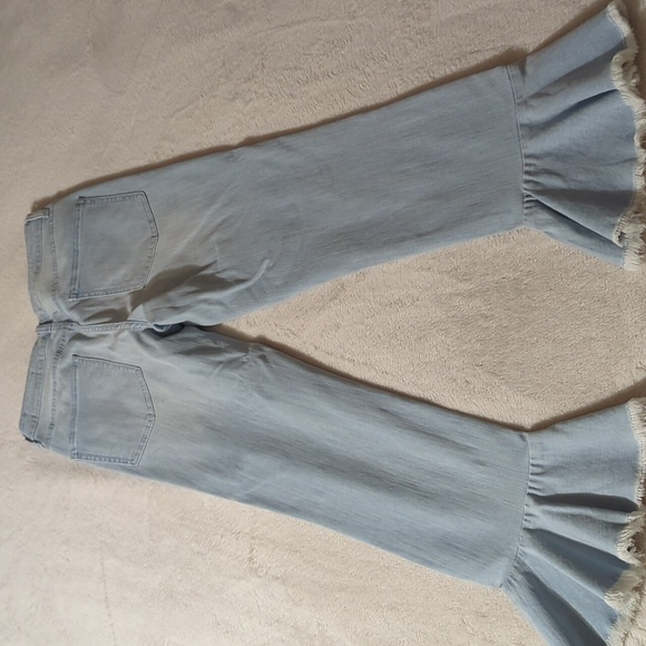 Vince Camuto flare crop jeans - Picture 2 of 4